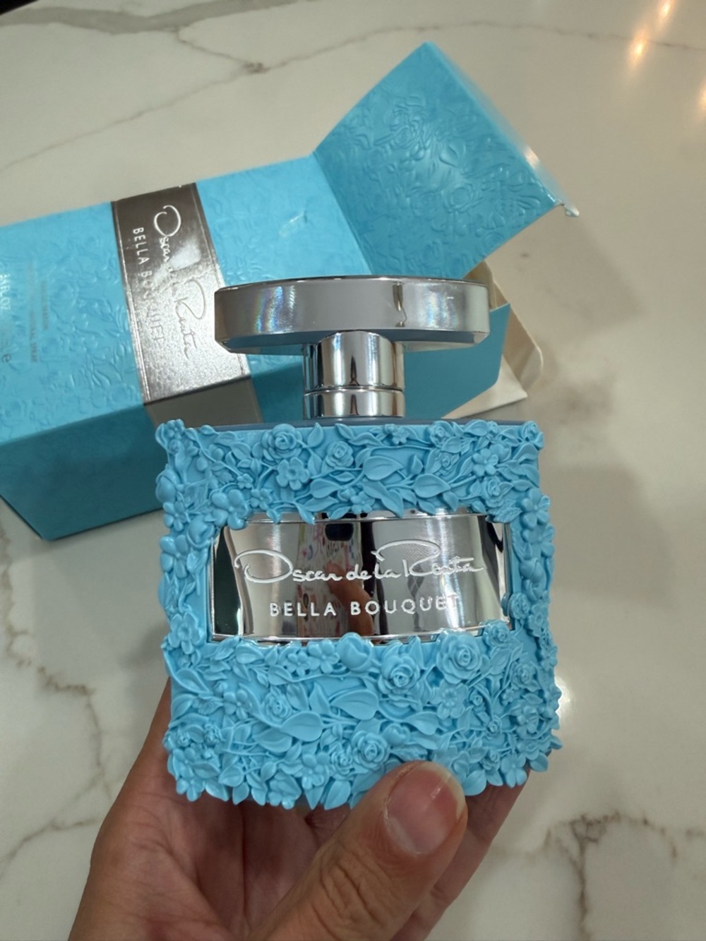 Oscar de la Renta Bella boutique